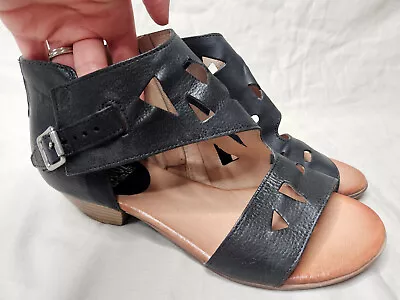 Miz Mooz Sandals Womens EUR 39 US 9 Wide Black Leather Ankle Strap Block Heel • $38.21