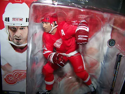 Mcfarlane Toy NHL Series 4  Detroit Redwings Brendan Shanahan Red Variant Jersey • $25