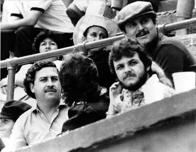 PABLO ESCOBAR OCHOA GLOSSY POSTER PICTURE PHOTO BANNER Colombia Narcos 3919 • $44.99