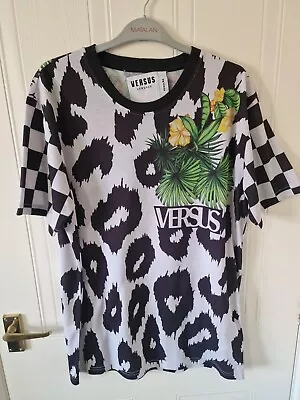 Mens Versace T Shirt Xl • £80
