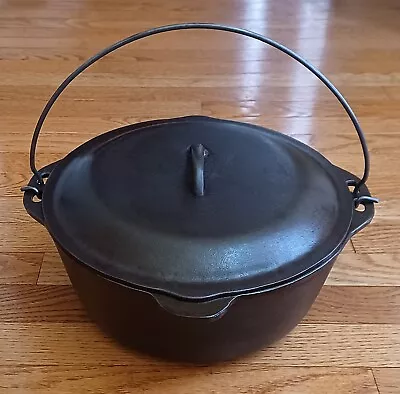 BIG No. 10 LODGE CAST IRON DUTCH OVEN WITH HEAT RING & SELF-BASTING LID -- NICE! • $35