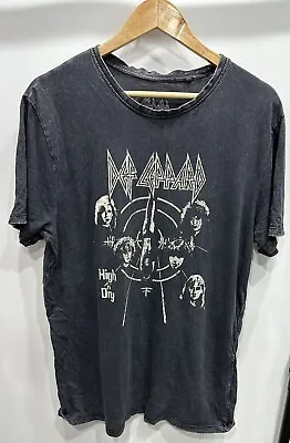 Def Leppard High 'N' Dry T-shirt Size Large • $18
