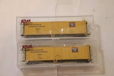 N Scale 2 Pc Lot Atlas Mechanical Reefer   Burlington Refrigerator Express   • $24.95