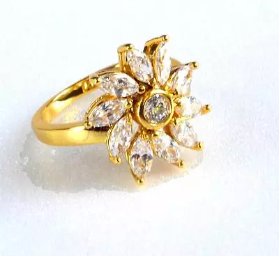 Women 24K Yellow Gold Plated Bright Sun Flower Ring Size 5.5 UK Size K.5 • £15.35