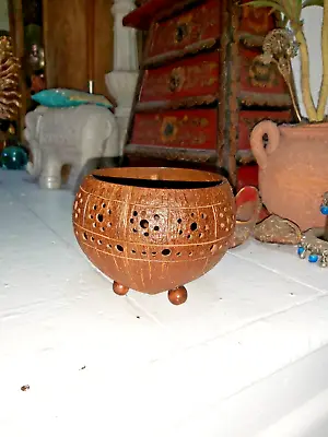 Decorative Coconut Shell Bowl Sitting On Legs • £7.50