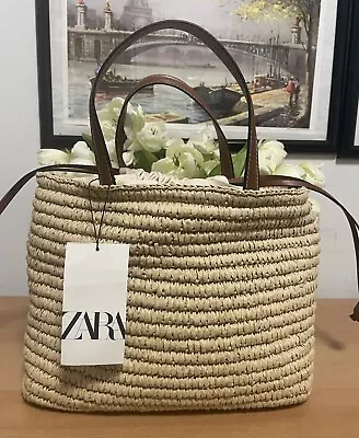 Zara Womens Tote Woven Bag Tan / Leather Handles . W/drawstring Pouch.Brand New. • $49.90