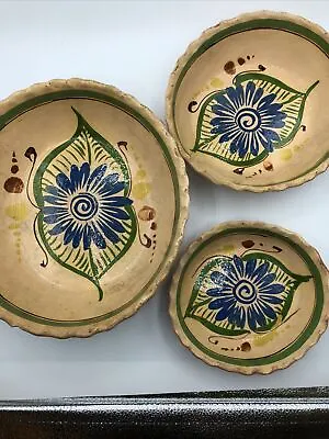 Vintage Handmade Handpainted Set Of 3 Clay Mexican Pottery Nesting Bowls Scallop • $20