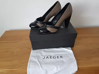 Jaeger T Bar Court Shoes With Wooden Heel Boxed Size 6 • £19.99