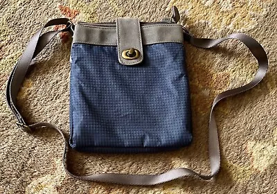 EDDIE BAUER Blue Nylon Canvas Parachute Fabric Crossbody Purse/Travel Organizer • $2.99