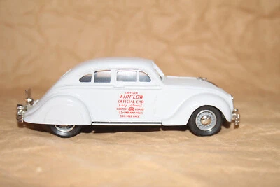 1934 Chrysler Airflow 2dr Coupe - Durham Classics 1/43 - White Metal - Canada