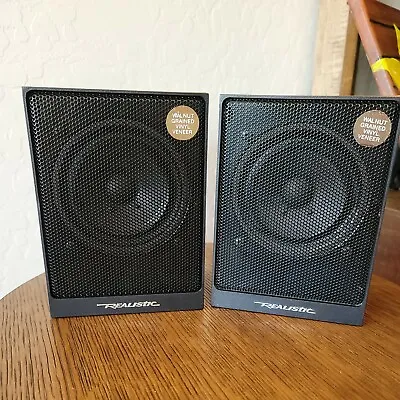 Realistic Minimus 2.5 /7 Inch Speakers. Excellent Condition! • $50