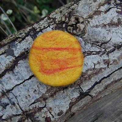 Needle Felt Sunrise / Brooch / Bag Charm  / Badge / Pin • £9