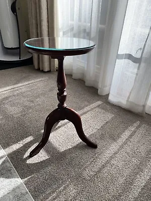 $30 • Buy Antique Table / Side Table / Lamp Table With Glass Top