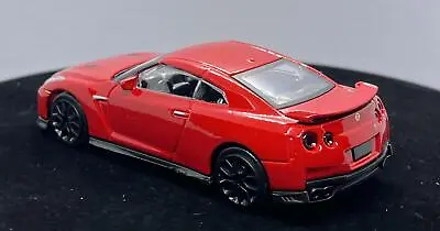 Nissan GT-R 2017 In Red 1:43 Scale Diecast Car Model From Bburago 18-30207R • £10