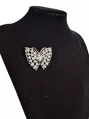 VINTAGE Silver Toned RHINESTONE BUTTERFLY BROOCH LAPEL PIN Perfect Condition  • $13.95