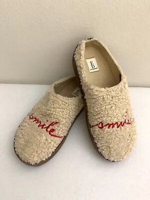 ED By Ellen DeGeneres Women's Beige Faux Fur Smile Slippers Shoes Size 7M • $39