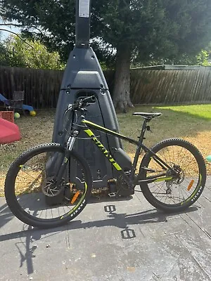 Giant Talon 3 Mountain Bike 27.5 Black/Green Amazing Condition Size Large • $500