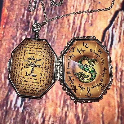 Warner Bros. 2023 Harry Potter Slytherin Locket Necklace Horcrux Salazar READ • $24.85