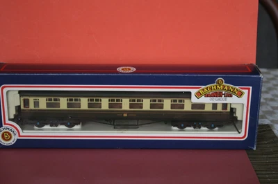 £25 • Buy Bachmann Collett Chocolate & Cream 60' 3rd Coach. 34-050. Excellent Boxed.