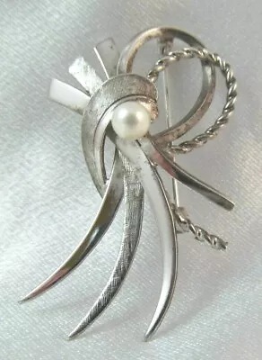 Vintage VAN DELL STERLING SILVER & PEARL DIMENSIONAL SWIRL DESIGN PIN Signed VD • $24.99