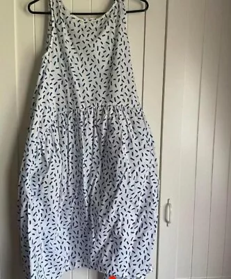 $60 • Buy Gorman Tulip Dress Size 8. EUC