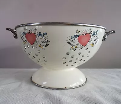 Vintage Enamel Hearts & Geese Farm Country Mother Goose White Duck Colander 8.5  • $12