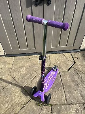 Micro Scooter Maxi Deluxe 5-12 Years Old • £60