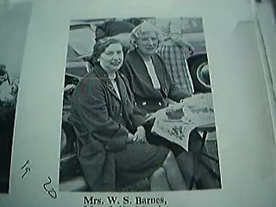 1961 Picture Quorn Hunt Mrs  W S Barnes Mrs J W Morris • £2.65