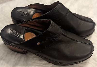 Sergio Tomani Womens Size 40 / US 9 Black Leather Clogs/ Mules Studded • $22.50