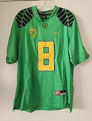 Mighty Ducks Jersey Men's Small Nike Marcus Mariota #8 Green Team Sports Pac 12 • $69.99