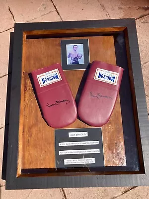 Vintage Boxing Memorabilia Ken Bradley - Australian Champion 1970 Signed Gloves • $300