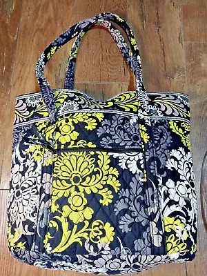 Vera Bradley Baroque Holiday Tote Limited Edition Preowned      • $12.99
