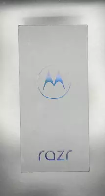 Motorola Razr 5G 2023 128GB Sage Green UNLOCKED XT2323-2 • $330