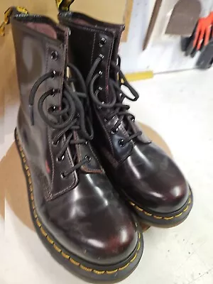 Dr. Martins Air Wair Boots Doc Martins The Original Size 9 US L Black  • $33