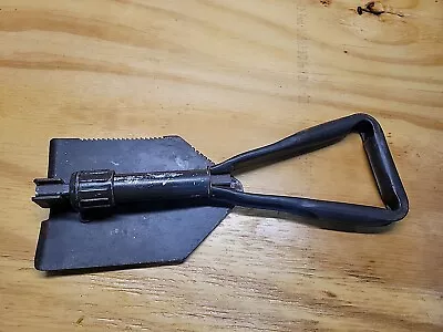 Vintage  Military Entrenching Tool Army Folding Shovel  • $34.99