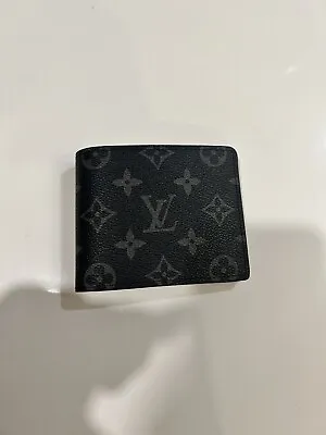 Louis Vuitton Monogram Bifold Wallet Men’s Black LV • $195