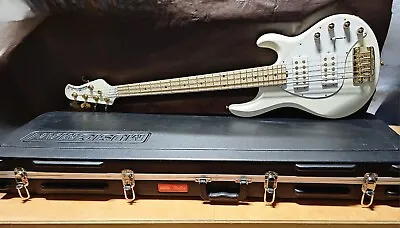 Ernie Ball Music Man Stingray 5 Hh 2017 Ivory Whitemaple Neck/fret Hard Case • $2475