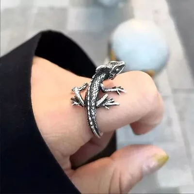 Vintage Style Lizard Small Dinosaur Ring Men Open Mouth Hipster Punk Band Ring • $1.03