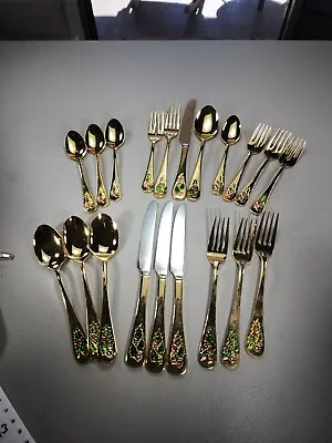 Holly Berry Flatware Gold Tone Spoons Forks Knives 20 Pc Japan Christmas Hostess • $31.99