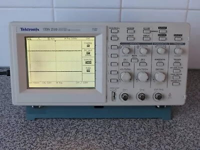Tektronix TDS210 Digital Real-Time  Dual Channel 60MHz 1 GS/s Oscilloscope • £31