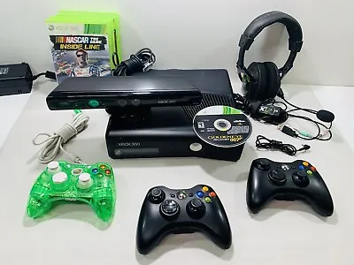 $79.86 • Buy Xbox 360 Slim Model 1439 With Cords +  3 Controllers *No Hard Drive* Works Great