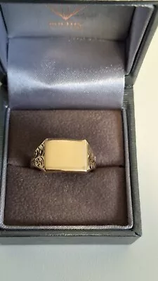 Mens 9ct Gold Signet Ring Size R Weight 5.5 Grams  • £114.10