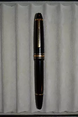 Montblanc 146 Fountain Pen • $330