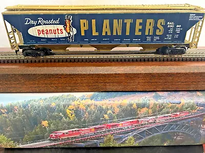 PLANTERS PEANUTS MR PEANUT LOGO 54ft RIBSIDE HOPPER CAR- HO SCALE - RTR DISPLAY • $39.89