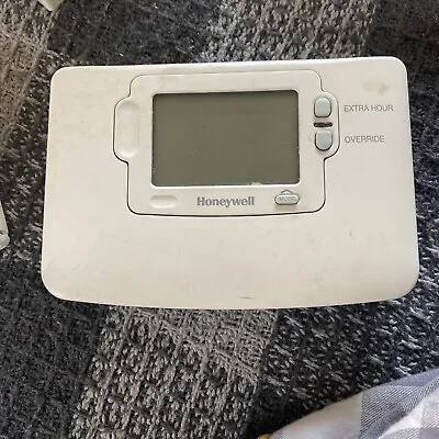 Honeywell St9400a Dual Zone Thermostat Control Unit • £85