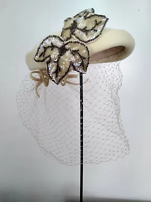 $24.99 • Buy Vintage 1940's Ivory Merrimac Hat Trimmed Sequins Beads Veil Sno White Size 22