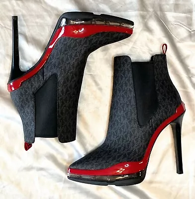 MICHAEL MICHAEL KORS Keke Extreme Logo Tape Boots 9US • $69.95