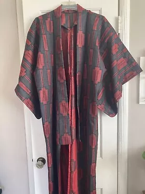 Vintage Japanese Robe Black & Red Geometric Print Unisex M/L Excellent Condit • $17.99