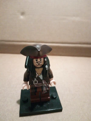 £9.99 • Buy Lego - Captain Jack Sparrow With Tricorne/cocked Hat - Great Condition- Poc 011