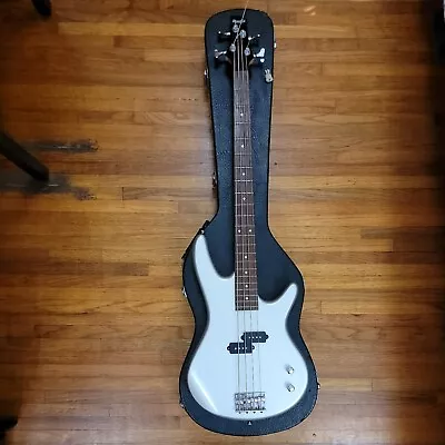 Ibanez GIO Soundgear 4-String Bass Silver GSR100 W/ Case • $300